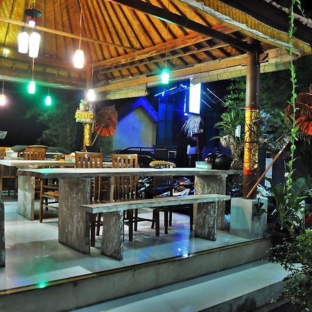Deva Devi Beach Inn Luxury Batununggul Exterior photo