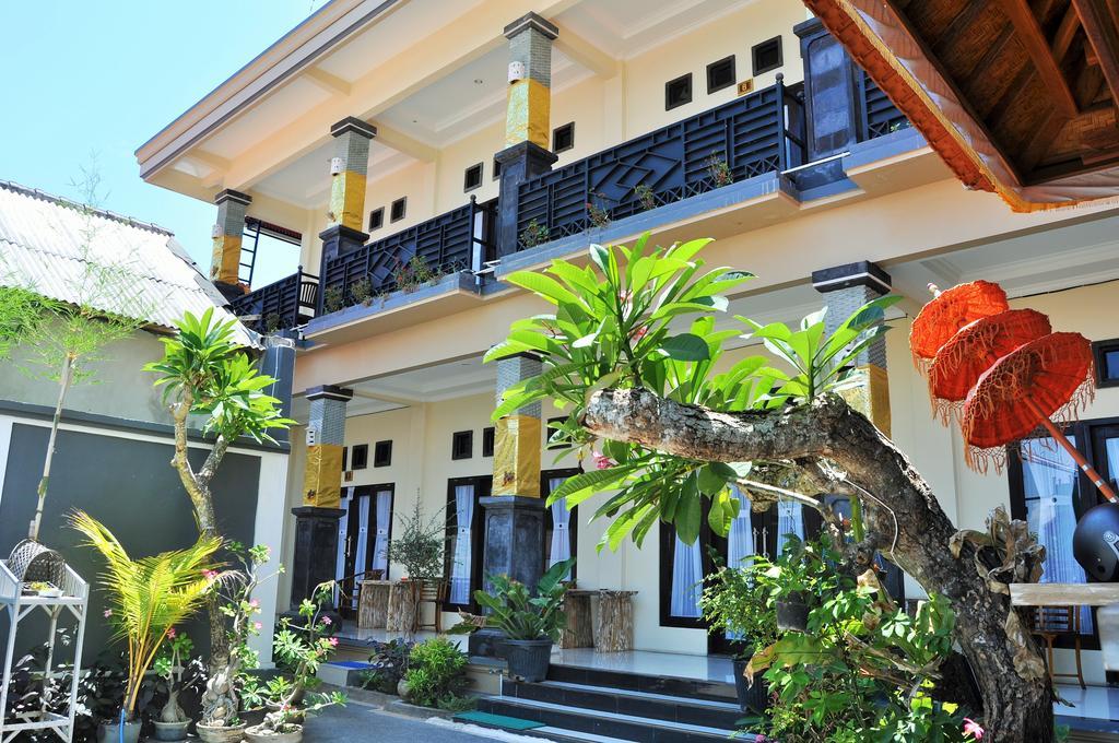 Deva Devi Beach Inn Luxury Batununggul Exterior photo