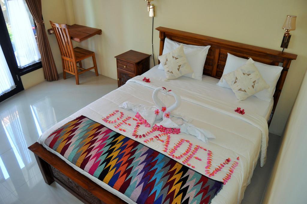 Deva Devi Beach Inn Luxury Batununggul Exterior photo