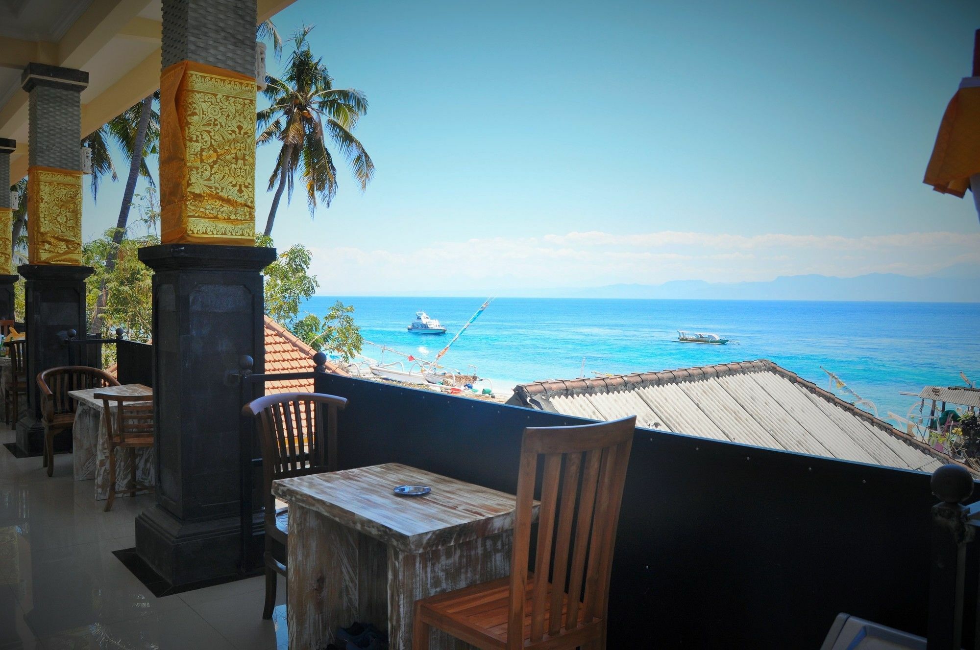 Deva Devi Beach Inn Luxury Batununggul Exterior photo
